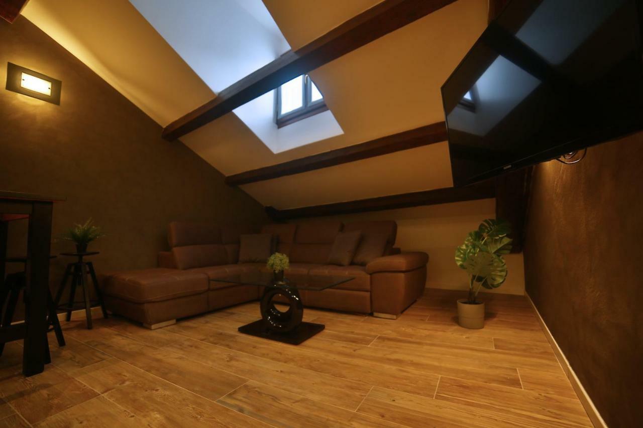شقة Moscova Attic Near Duomo ميلان المظهر الخارجي الصورة