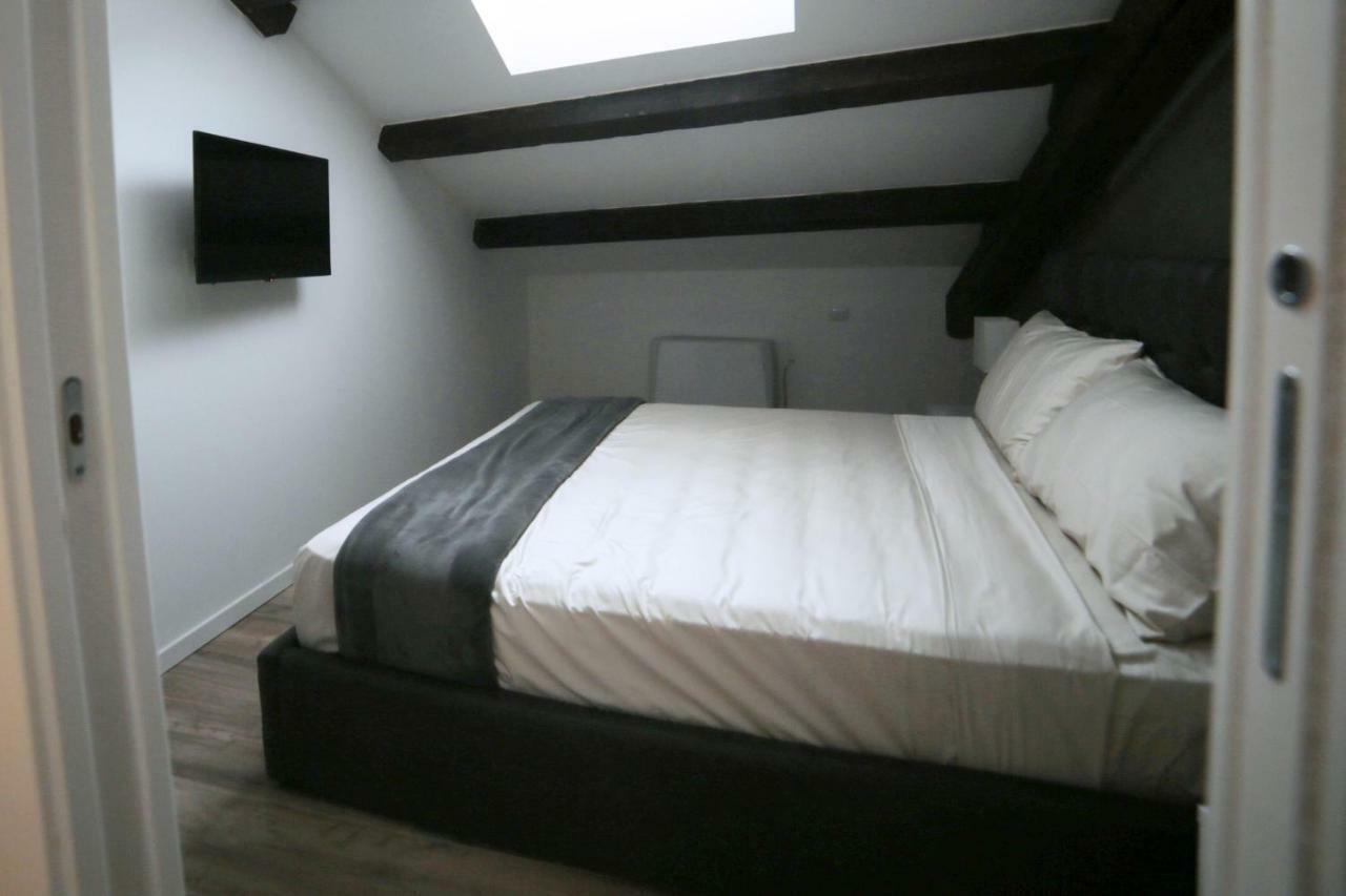 شقة Moscova Attic Near Duomo ميلان المظهر الخارجي الصورة